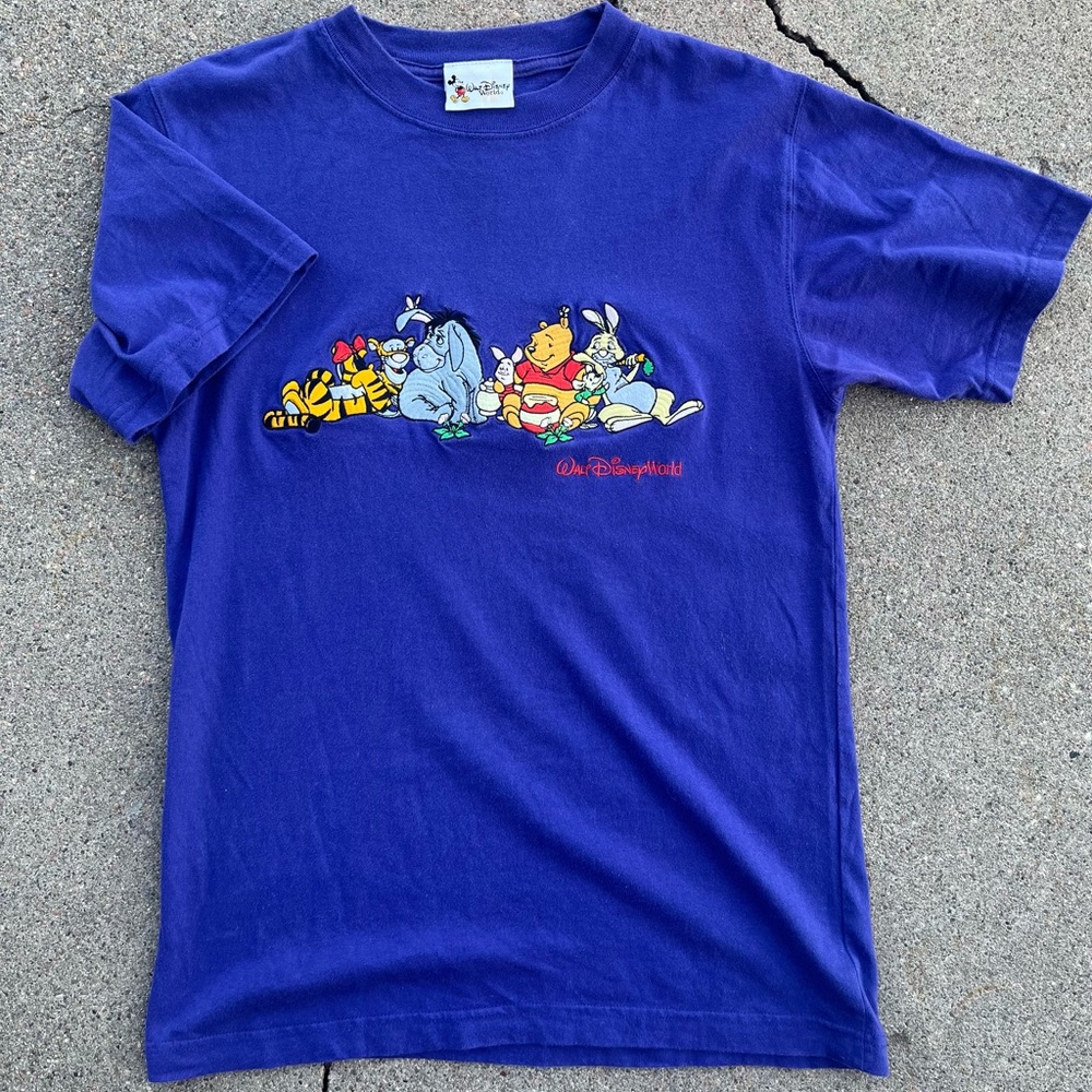 Vintage Disney Inc. Pooh & Friends Purple Embroidered T-shirt Size Small